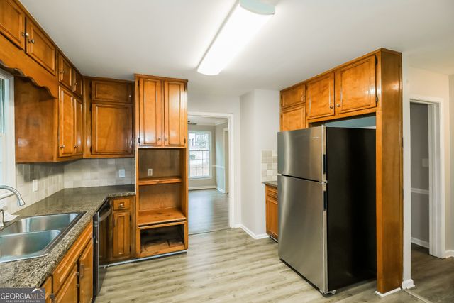 1672 Briarbend Court, Stone Mountain, GA 30088