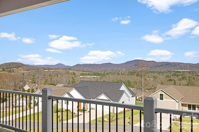 68 Carrie Drive, Hendersonville, NC 28792