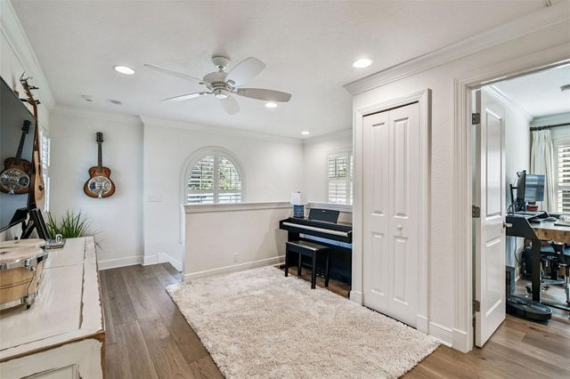 3203 W SAN JUAN STREET, Tampa, FL 33629