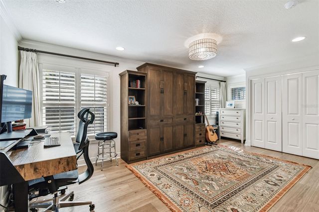 3203 W SAN JUAN STREET, Tampa, FL 33629