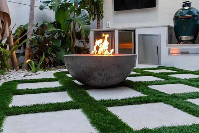 3203 W SAN JUAN STREET, Tampa, FL 33629