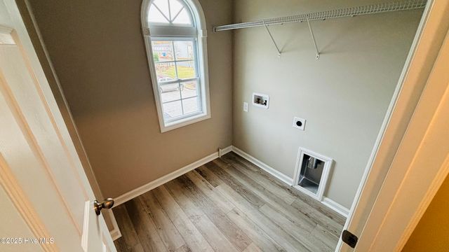 1151 Cross Creek Circle H, Greenville, NC 27834