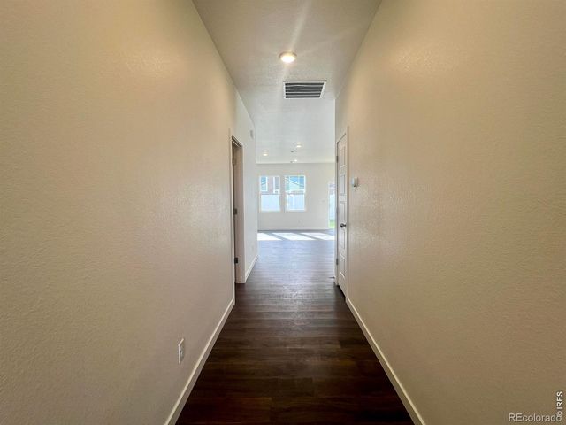 527 85th Ave Ct, Greeley, CO 80634