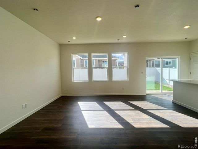 527 85th Ave Ct, Greeley, CO 80634