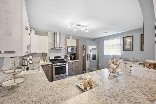 3129 Longwood Avenue, Kansas City, KS 66104