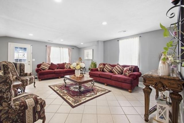 3129 Longwood Avenue, Kansas City, KS 66104