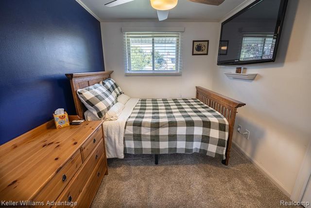 28417 Cambridge Street, Garden City, MI 48135