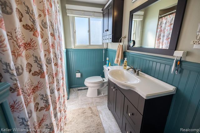 28417 Cambridge Street, Garden City, MI 48135