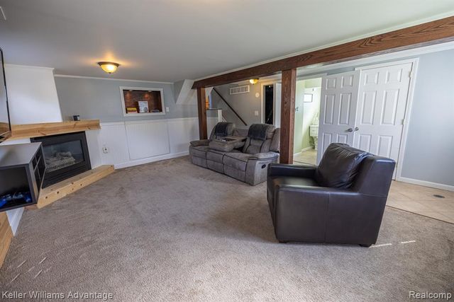 28417 Cambridge Street, Garden City, MI 48135