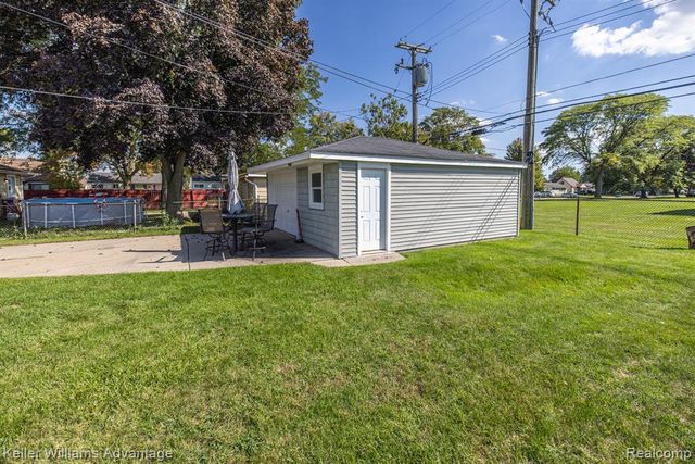 28417 Cambridge Street, Garden City, MI 48135
