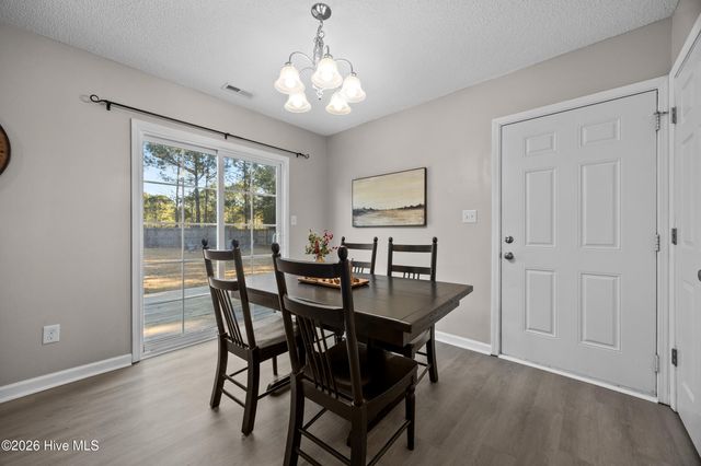 162 King Road, Jacksonville, NC 28540