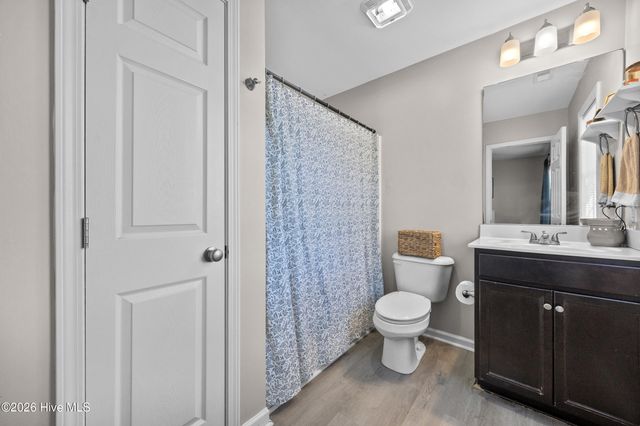 162 King Road, Jacksonville, NC 28540