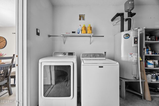 162 King Road, Jacksonville, NC 28540