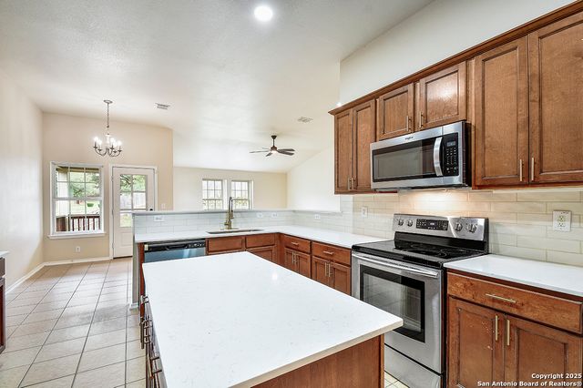 13904 Bressani, Live Oak, TX 78233