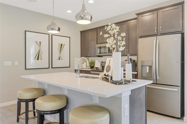 168 FLAG LILLY LANE, Umatilla, FL 32784