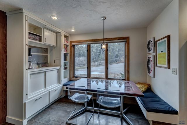 5715 TREELINE CT, Rapid City, SD 57702