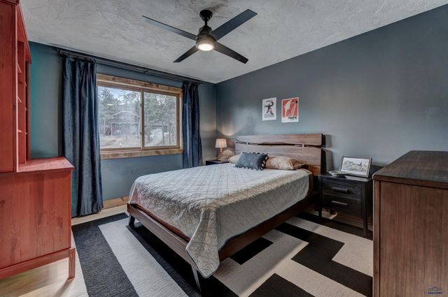 5715 TREELINE CT, Rapid City, SD 57702