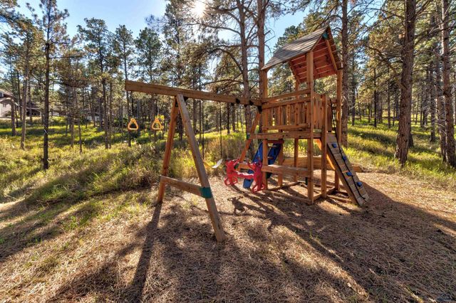 5715 TREELINE CT, Rapid City, SD 57702