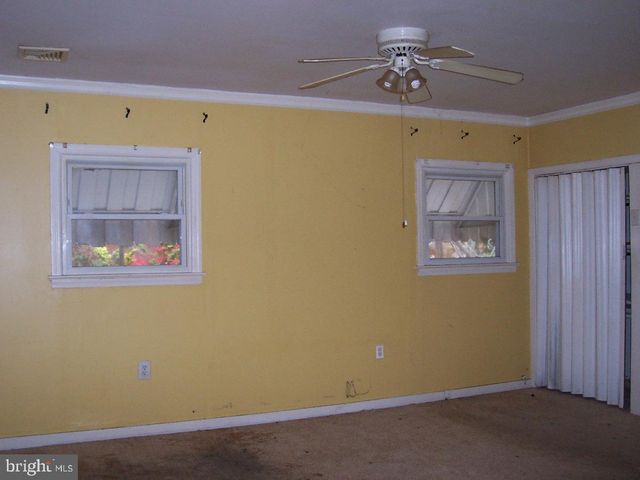 107 DELWYN LN, Williamstown, NJ 08094