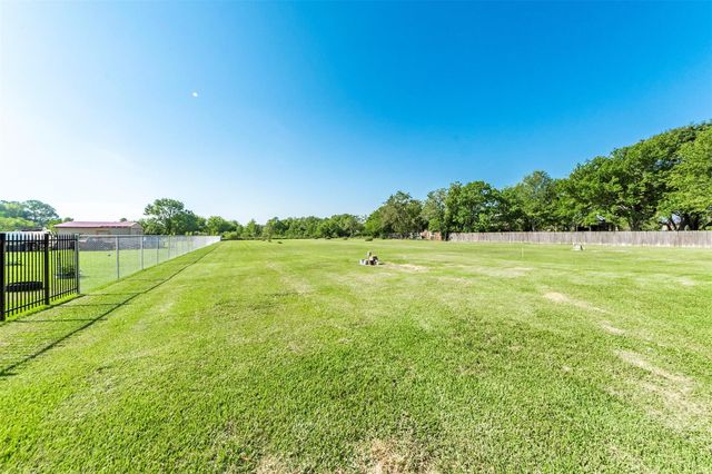 6436 Grace Ln, Pearland, TX 77584
