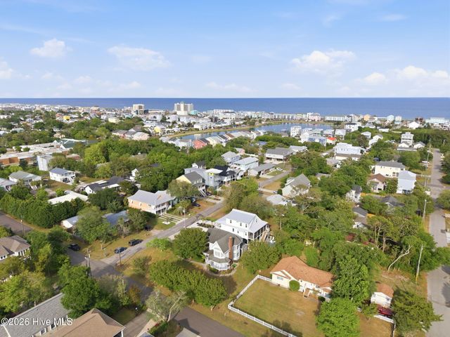 701 Fifth Street S, Carolina Beach, NC 28428