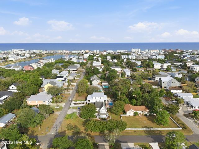 701 Fifth Street S, Carolina Beach, NC 28428