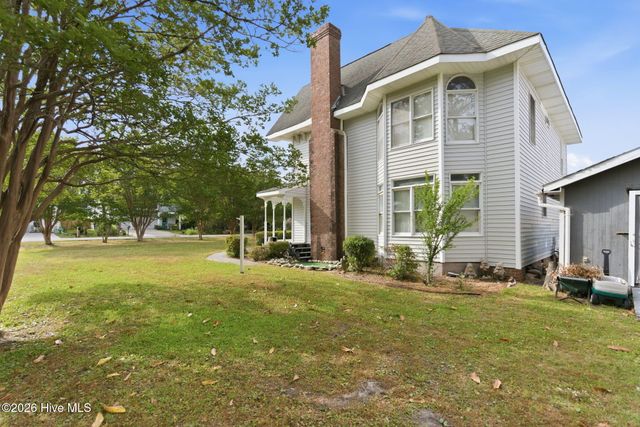 701 Fifth Street S, Carolina Beach, NC 28428