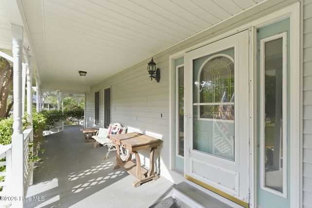 701 Fifth Street S, Carolina Beach, NC 28428