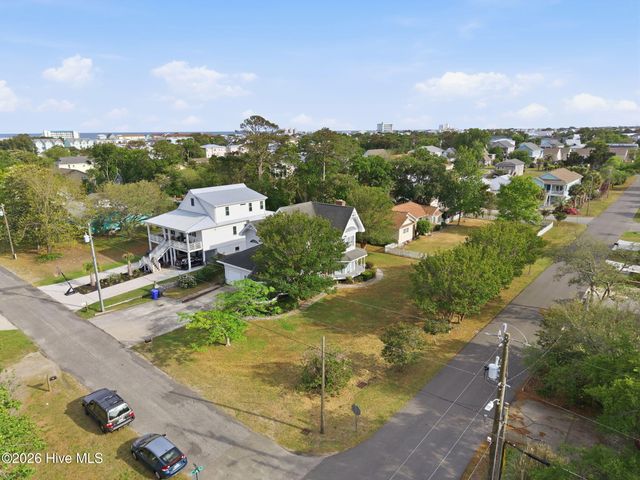701 Fifth Street S, Carolina Beach, NC 28428