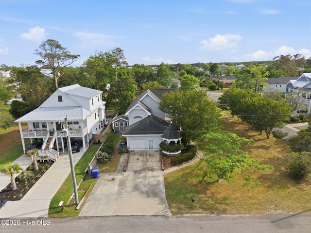 701 Fifth Street S, Carolina Beach, NC 28428