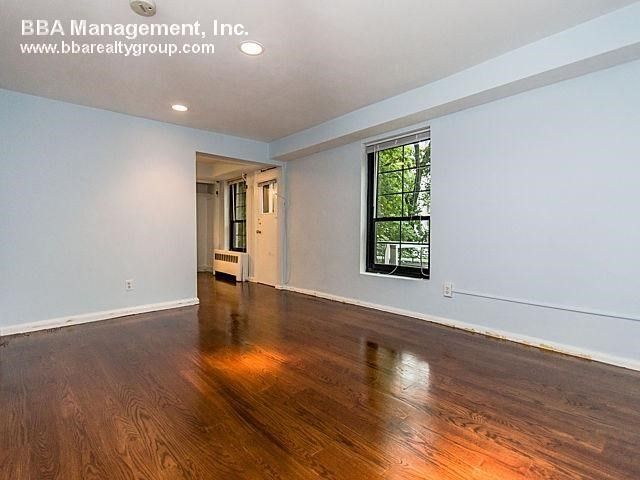 94A Marion Street 4, Brookline, MA 02446