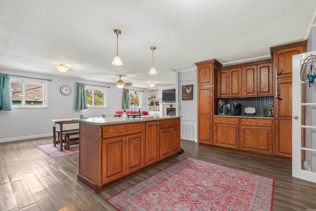 429 Ridgeway Street, Hot Springs, AR 71901