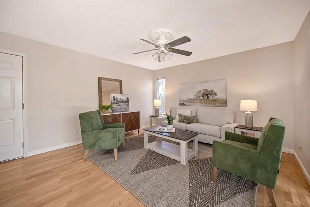 632 Oakborough Ave, Roseville, CA 95747