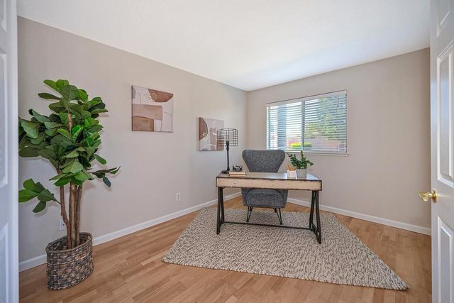 632 Oakborough Ave, Roseville, CA 95747