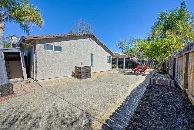 632 Oakborough Ave, Roseville, CA 95747