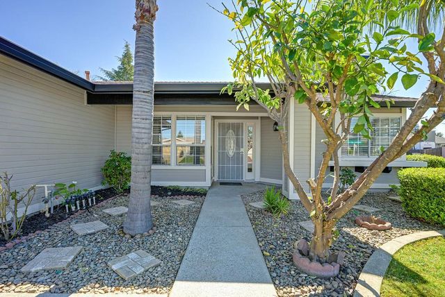 632 Oakborough Ave, Roseville, CA 95747