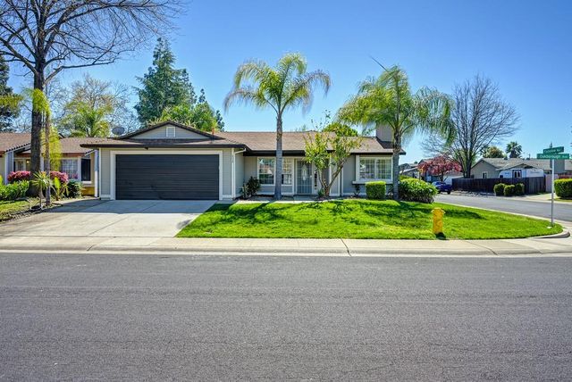 632 Oakborough Ave, Roseville, CA 95747