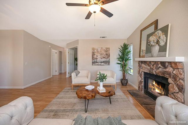 632 Oakborough Ave, Roseville, CA 95747