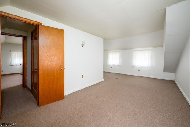 1717 Crescent Pkwy, Linden City, NJ 07036