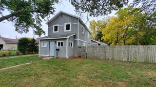 913 N Monroe Street, Lowell, MI 49331