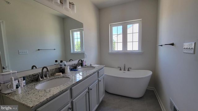 41 WAYS LN, Kennett Square, PA 19348