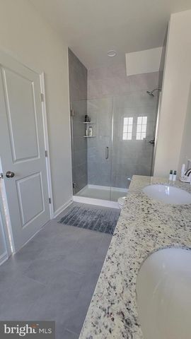 41 WAYS LN, Kennett Square, PA 19348