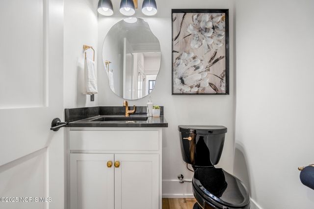 9304 Bowman Farms Lane, Sylvania, OH 43560