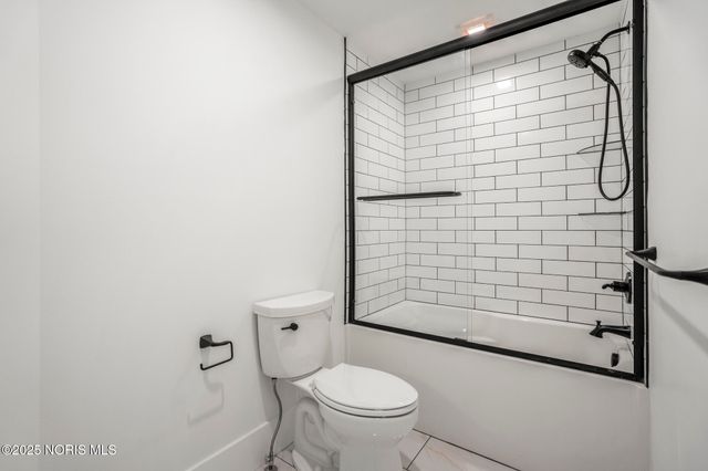 9304 Bowman Farms Lane, Sylvania, OH 43560