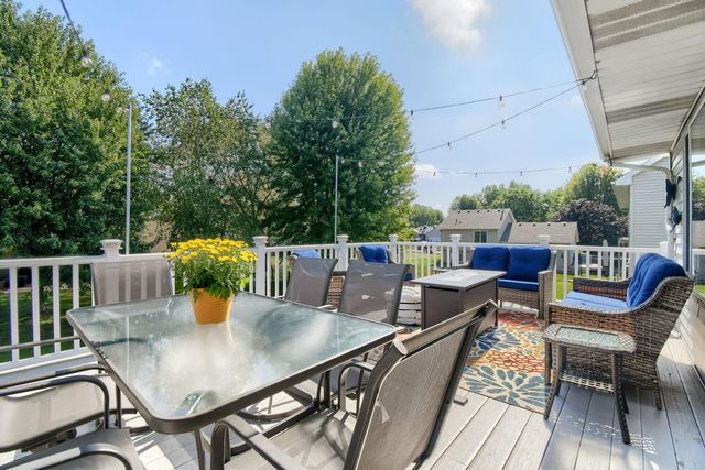 224 Pendryn Hill Bay, Woodbury, MN 55125