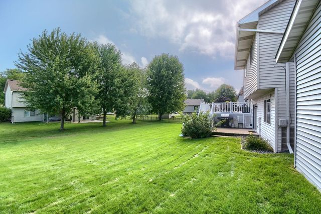 224 Pendryn Hill Bay, Woodbury, MN 55125