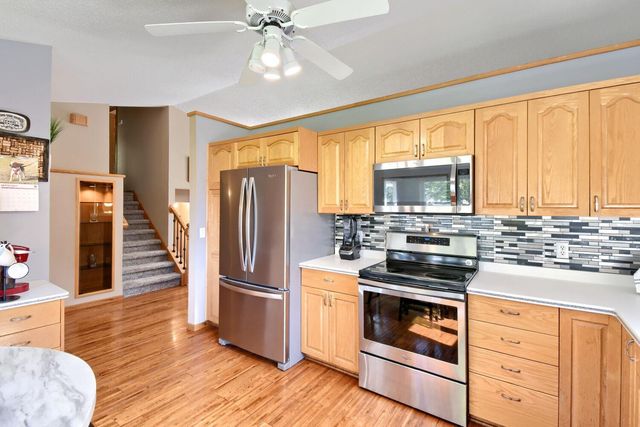224 Pendryn Hill Bay, Woodbury, MN 55125
