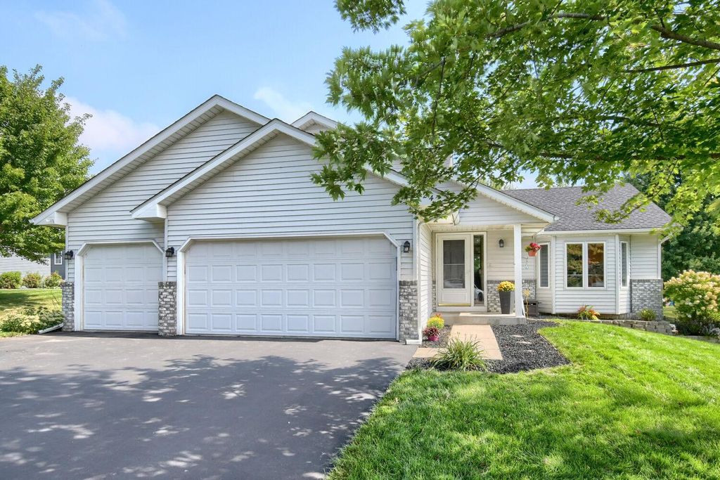 224 Pendryn Hill Bay, Woodbury, MN 55125 — exterior