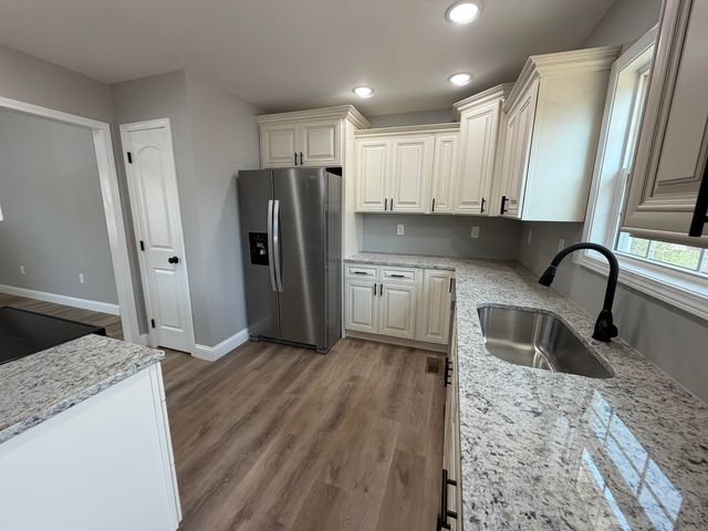 76 Autumn Drive, London, KY 40744
