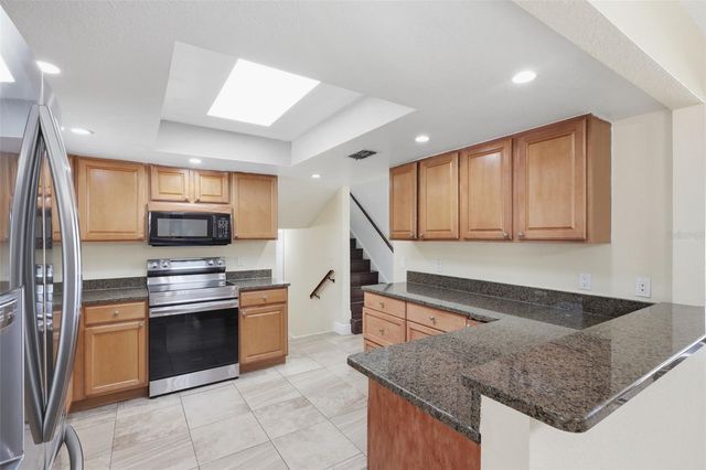 2732 HIDDEN COVE COURT, Orlando, FL 32822